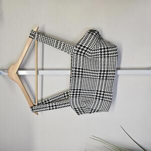 Free People Black and White Houndstooth Crop‎ Top with Button Details 12
